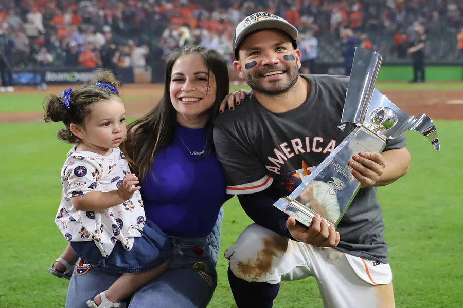 Jose Altuve Net Worth