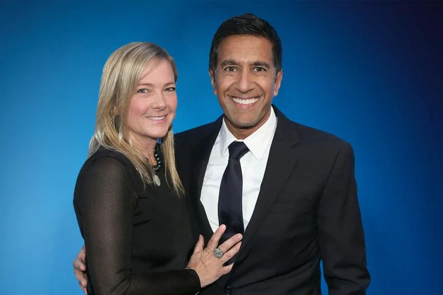 Sanjay Gupta Wife
