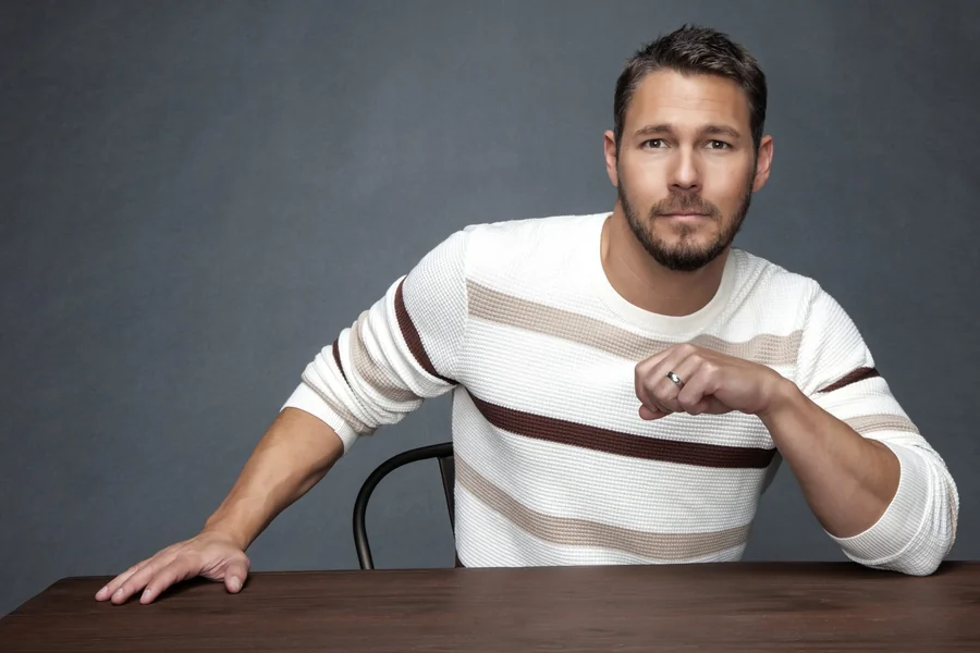 Scott Clifton net worth